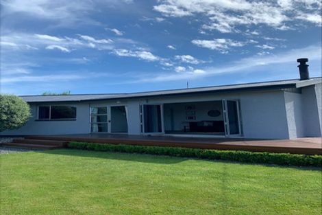 Photo of property in 50 Kilmarnock Street, Wallacetown, 9816