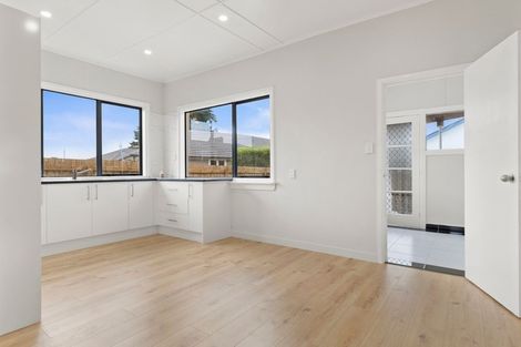 Photo of property in 40a Plunket Avenue, Papatoetoe, Auckland, 2104