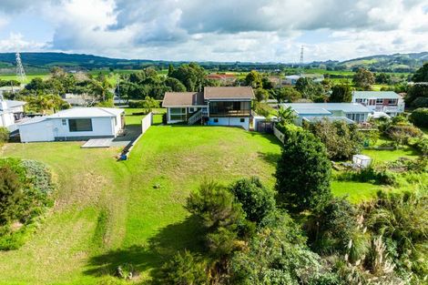 Photo of property in 220 Marsden Point Road, Ruakaka, 0116
