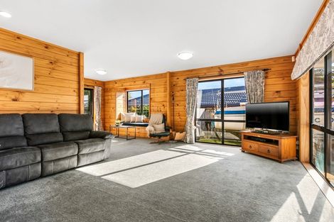 Photo of property in 10 Jacinda Close, Pyes Pa, Tauranga, 3112