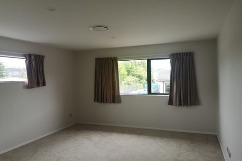 Photo of property in 3a Crystal Avenue, Glendene, Auckland, 0602