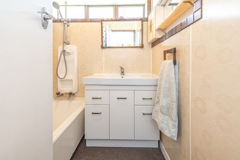 Photo of property in 25 Fookes Street, Waverley, 4510