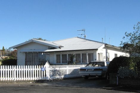 Photo of property in 10 Stopford Street, Marewa, Napier, 4110
