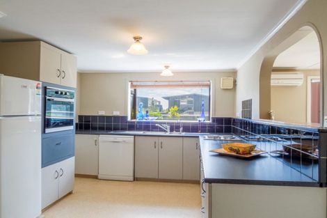Photo of property in 90 Pohutukawa Avenue, Ohope, 3121