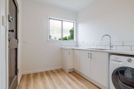 Photo of property in 38 Savage Crescent, West End, Palmerston North, 4412