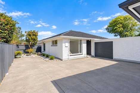 Photo of property in 2/4 Gothic Place, Ilam, Christchurch, 8041