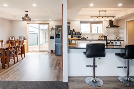 Photo of property in 27 Aspiring Avenue, Milson, Palmerston North, 4414