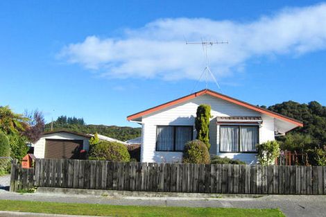Photo of property in 10 Josephine Street, Greymouth, 7805
