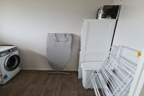 Photo of property in 17 Mckellar Place, Hornby, Christchurch, 8042