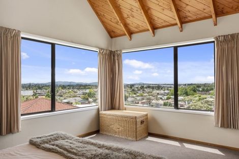 Photo of property in 27 Northview Lane, Nawton, Hamilton, 3200