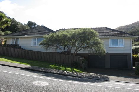 Photo of property in 125 Parkvale Road, Karori, Wellington, 6012