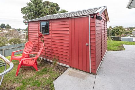 Photo of property in 28 Broadhead Avenue, Tawhero, Whanganui, 4501