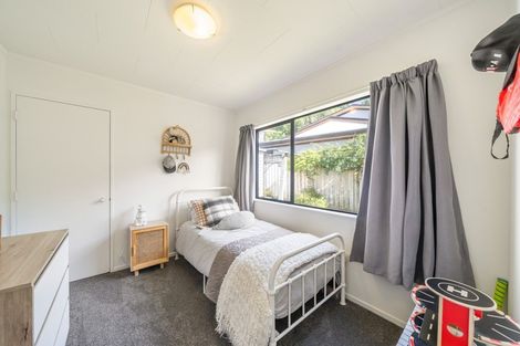 Photo of property in 1/150 Tirohanga Road, Tirohanga, Lower Hutt, 5010