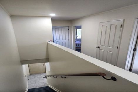 Photo of property in 3 Butia Avenue, Henderson, Auckland, 0612