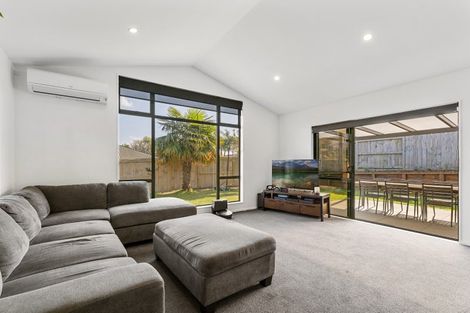 Photo of property in 18 Rosella Drive, Welcome Bay, Tauranga, 3112