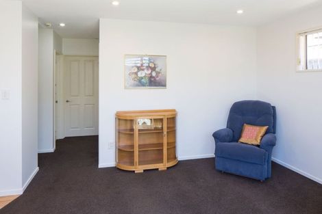 Photo of property in 2/162 Wainoni Road, Avondale, Christchurch, 8061
