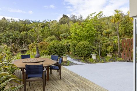 Photo of property in 26 Whakamoenga Point, Acacia Bay, Taupo, 3385