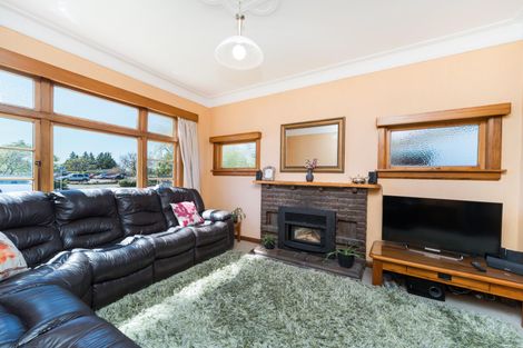 Photo of property in 8 Heretaunga Street, Palmerston North, 4414