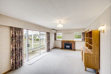 Photo of property in 43 Holyrood Street, Taradale, Napier, 4112