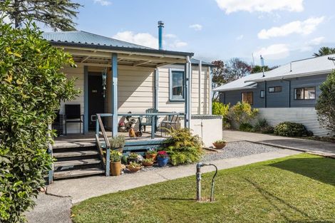 Photo of property in 18 Evenden Road, Tomoana, Hastings, 4120