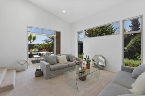 Photo of property in 50 Greenfield Drive, Western Heights, Hamilton, 3200