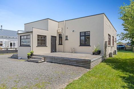 Photo of property in 16 Avon Street, Rongotea, 4476