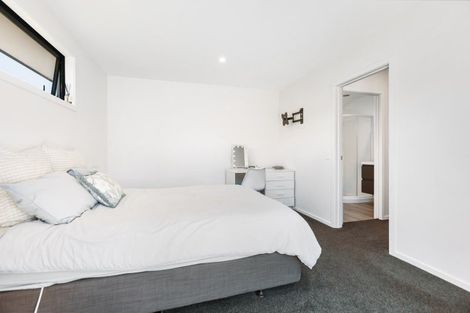 Photo of property in 10 Magpie Place, Lake Hawea, 9382