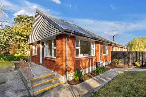 Photo of property in 31 Fifield Terrace, Waltham, Christchurch, 8023