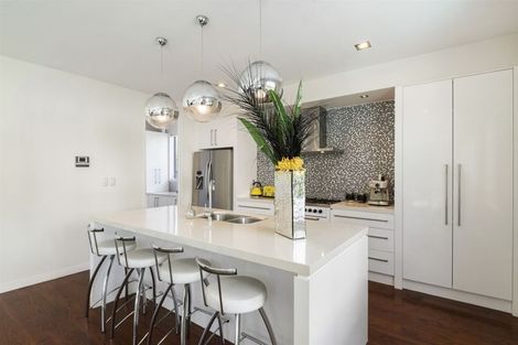 Photo of property in 15 Waitemata Road, Hauraki, Auckland, 0622