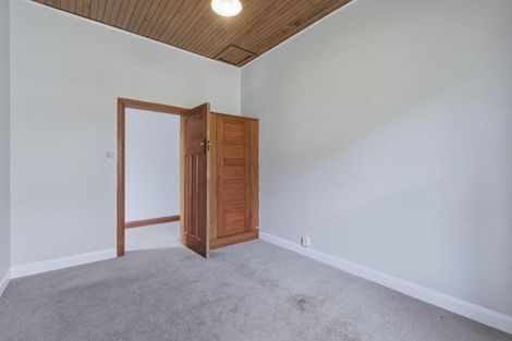 Photo of property in 921 Ongo Road, Hunterville, 4782