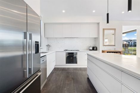 Photo of property in 2 Jardin Court, Silverdale, 0932