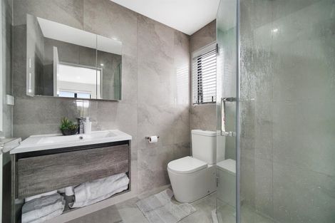 Photo of property in 11a Kent Road, Manurewa, Auckland, 2102