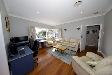 Photo of property in 1 Harris Street, Feilding, 4702