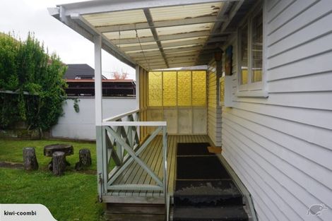 Photo of property in 14 Rogan Street, Mount Roskill, Auckland, 1041