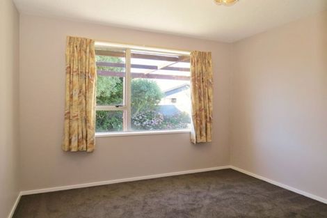 Photo of property in 6 Cicada Place, Hei Hei, Christchurch, 8042