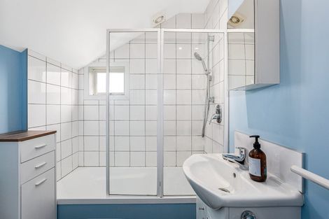 Photo of property in 25b Omar Street, Khandallah, Wellington, 6035