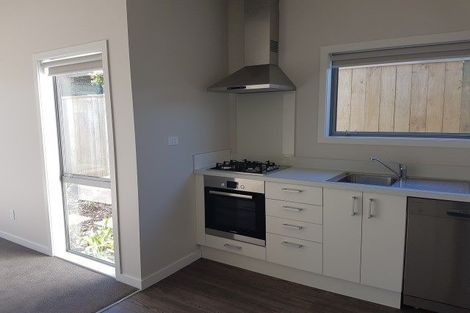 Photo of property in 1/32 Dr Taylor Terrace, Johnsonville, Wellington, 6037