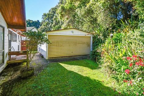 Photo of property in 17 Kingsclere Place, Goodwood Heights, Auckland, 2105