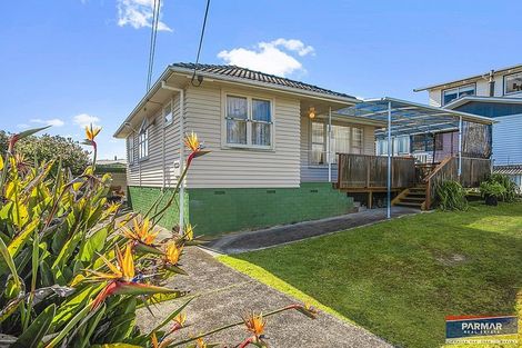 Photo of property in 11 Robert Burke Place, Henderson, Auckland, 0612