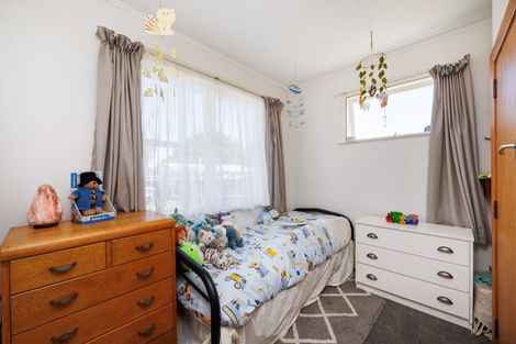 Photo of property in 42 Owen Street, Bunnythorpe, Palmerston North, 4481