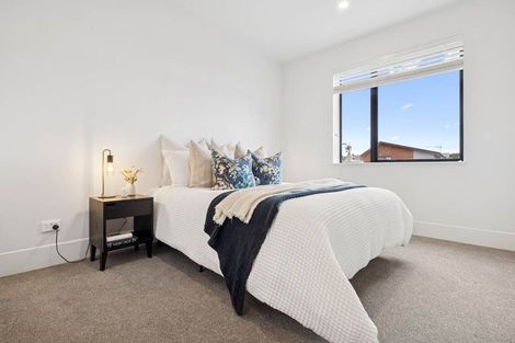 Photo of property in 9a Treasury Place, Onehunga, Auckland, 1061