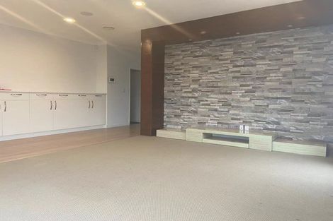 Photo of property in 67 Rosewell Crescent, Flat Bush, Auckland, 2019