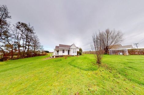 Photo of property in 215 Bridge Street, Bulls, 4818