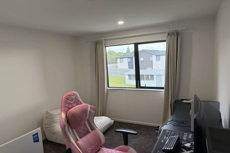 Photo of property in 49b Vera Road, Te Atatu South, Auckland, 0610