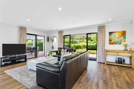 Photo of property in 18 The Close, Greenhithe, Auckland, 0632