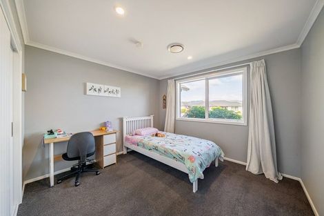 Photo of property in 22 Hopkirk Avenue, Wallaceville, Upper Hutt, 5018