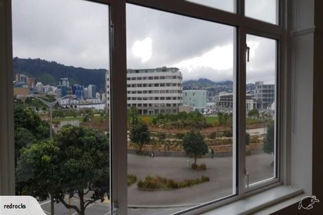 Photo of property in Fountain Court, 1/48 Oriental Parade, Oriental Bay, Wellington, 6011