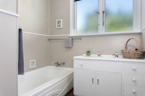 Photo of property in 20 Waiewe Street, Whakatane, 3120