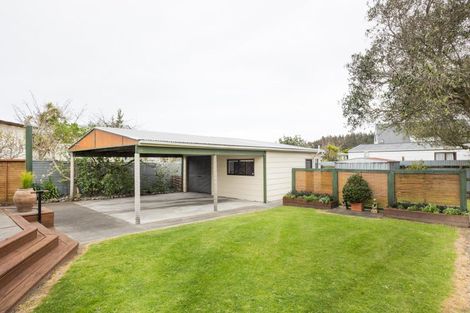 Photo of property in 5 Hennessy Street West, Foxton Beach, Foxton, 4815