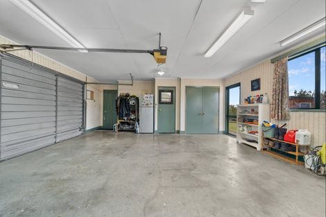 Photo of property in 537 Richmond Road, Lepperton, New Plymouth, 4373